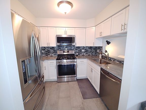 5th image of 4546 Opal Dr