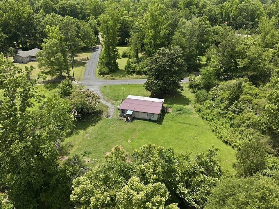1st image of 255 Ivey Ln