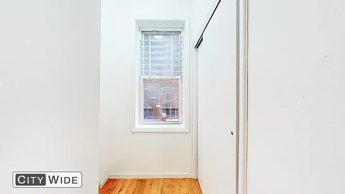 Rented by City Wide Apartments | media 9