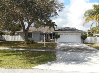 596 Kriss Ln, Jupiter, FL 33458