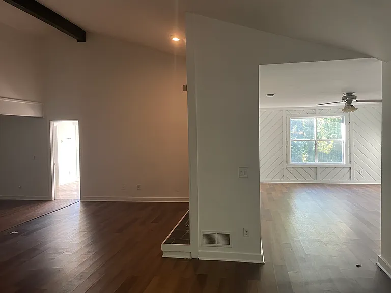 5132 Winterberry Dr — Photo 5