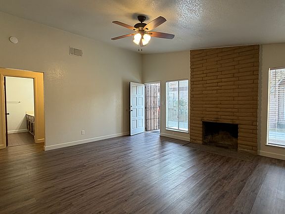3rd image of 5707 N Valentine Ave Unit 101