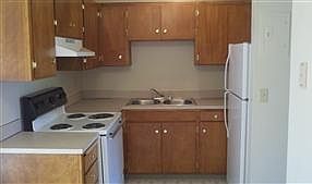 3rd image of 305 N K St APT 7