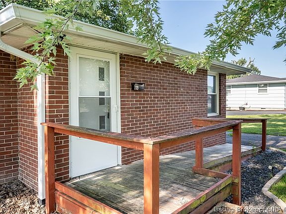 3rd image of 719 Smith Street