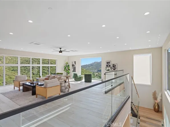 27937 Whisper Ln, Temecula, CA 92590