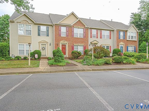 2nd image of 5307 Golf Villa Ln