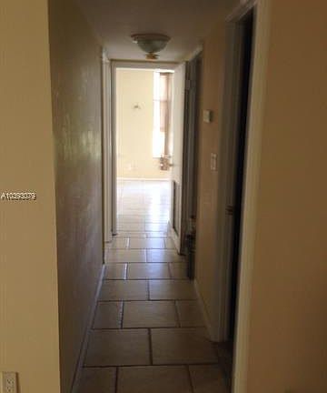 5th image of 920 NE 199th St #2N