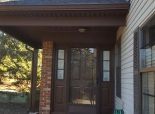 127 Bayberry Dr, Somerset, NJ 08873