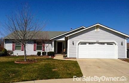 1st image of 916 Blossom Ct