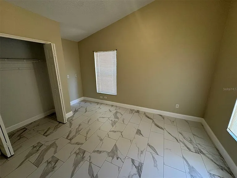 2347 Blake Way — Photo 19