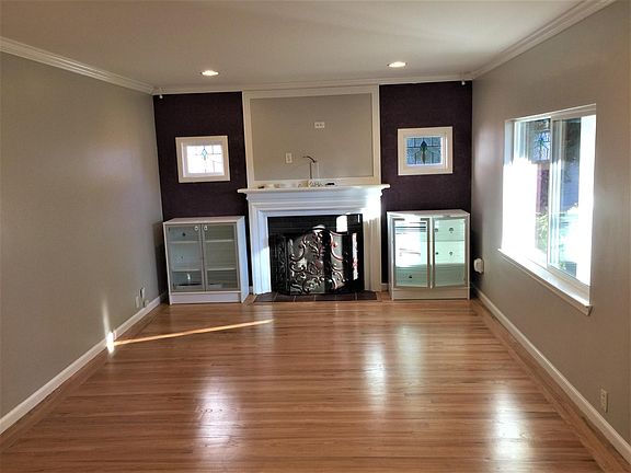 2nd image of 2361 Homewood Dr