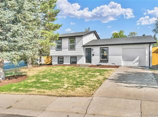 10272 W Lehigh Ave, Lakewood, CO 80235