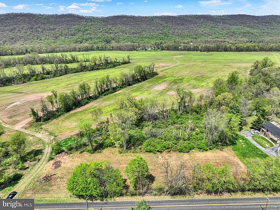 3rd image of 1503 Red Hill Rd