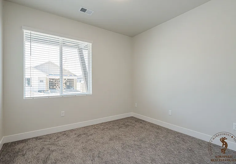 2454 Hamilton Rd #B — Photo 23