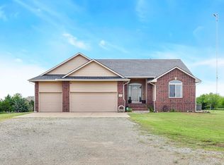 9211 S Stearns St, Haysville, KS 67060
