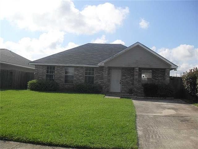 1st image of 3733 Eastview Dr