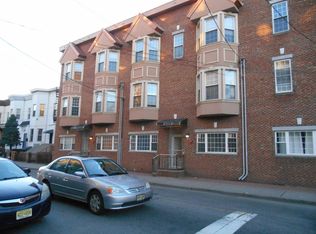 347 Summit Ave APT 2L, Jersey City, NJ 07306