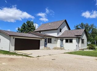 306 Larkin Ave, Barry, MN 56210