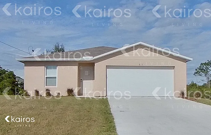 4 bed, 2.0 bath, 1449 sqft, $2,045 — Photo 1