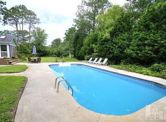 4th image of 5608 Oak Bluff Ln