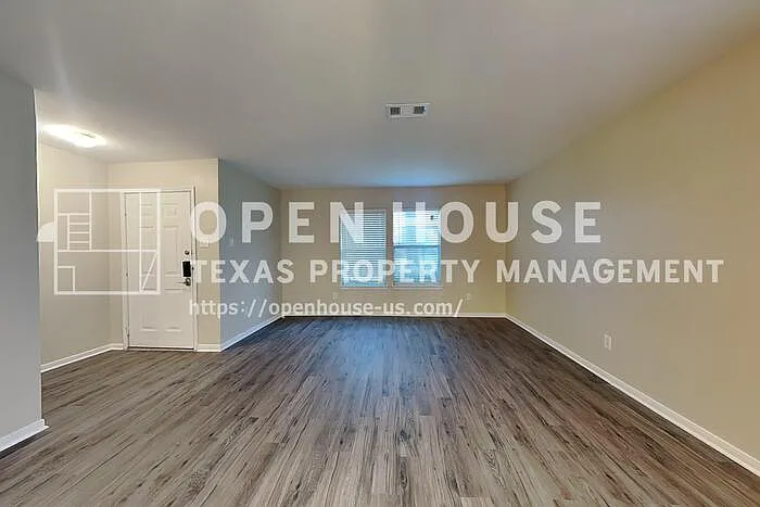 3220 Maryfield Ln — Photo 10