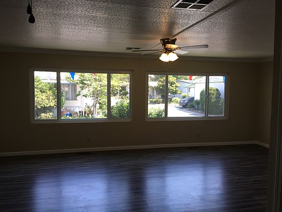 3rd image of 2706 W Ashlan Ave Spc 69