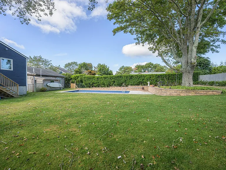 27 Landing Ln — Photo 16