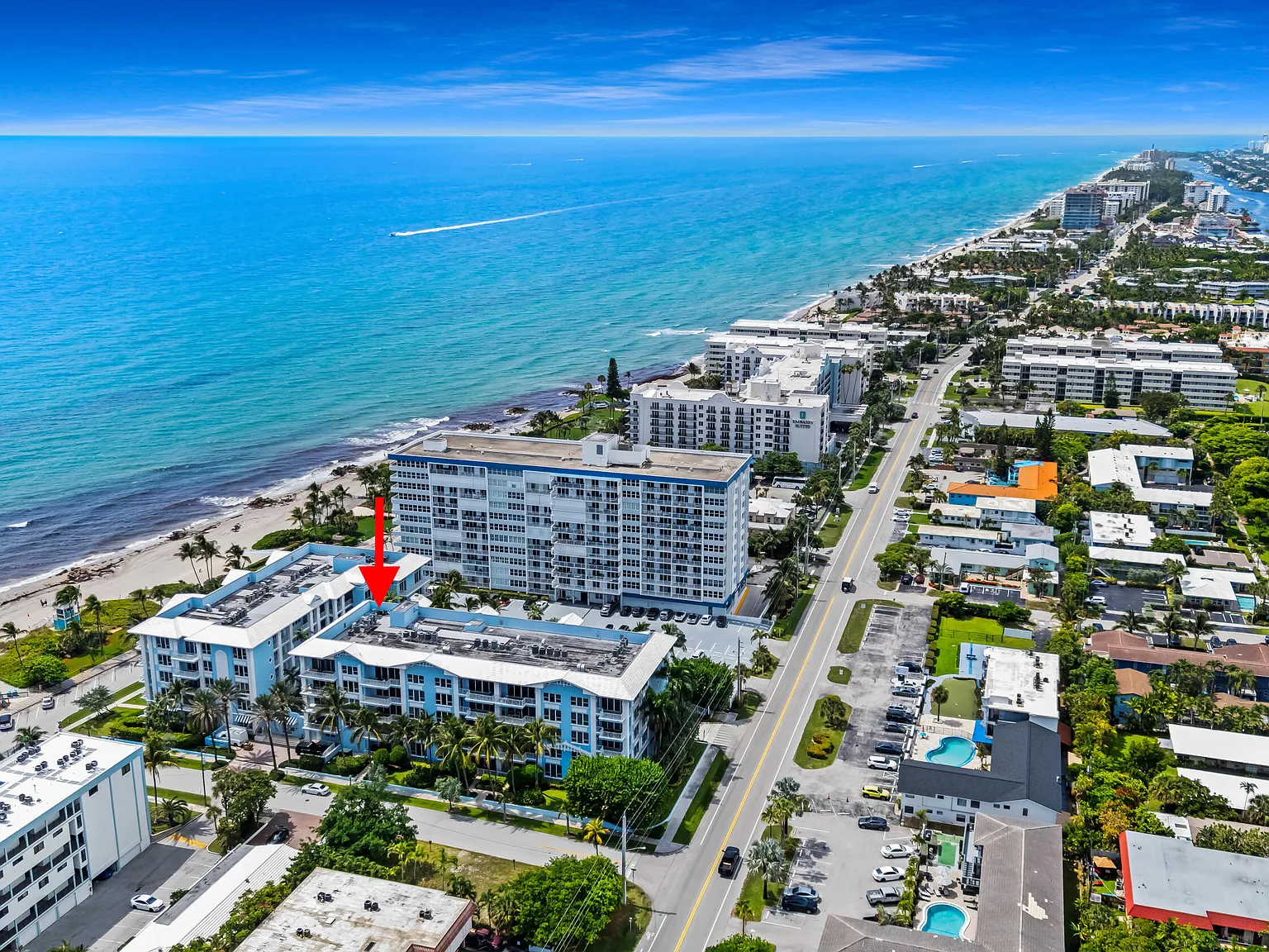 Orchid Beach — Photo 2