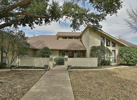 2nd image of 2118 Gathright Dr
