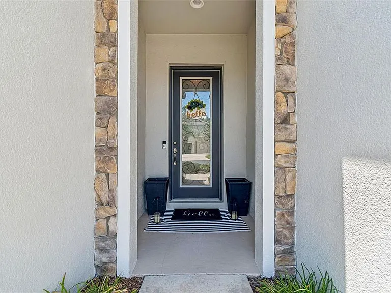 4123 Windcrest Dr — Photo 4