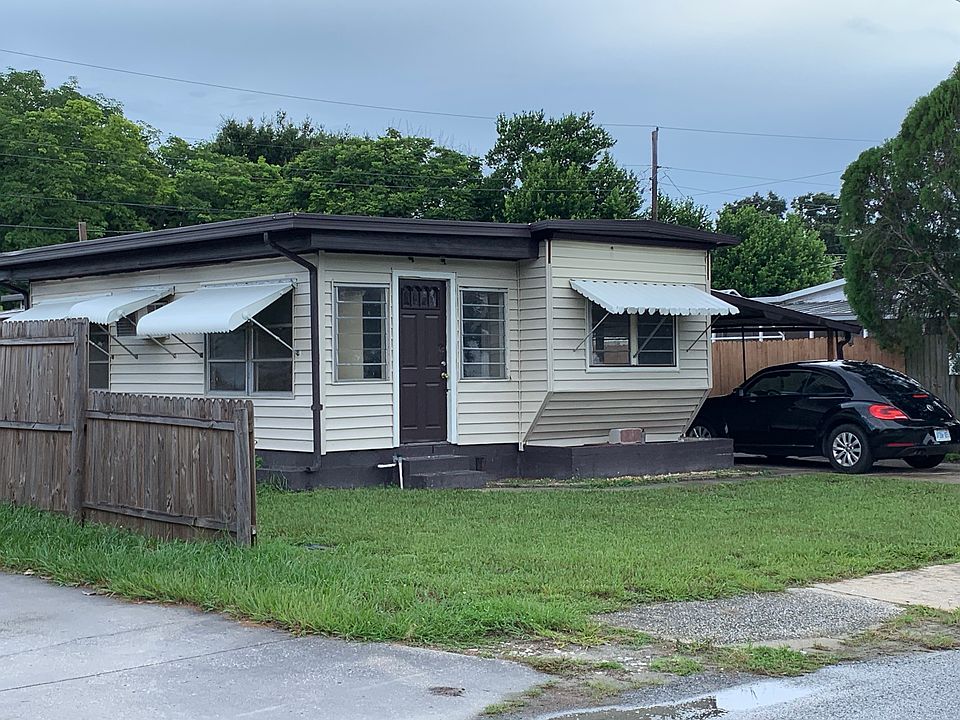 2nd image of 1935 Sparkle Ln