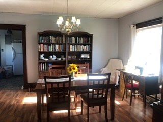 2nd image of 1008 Main St