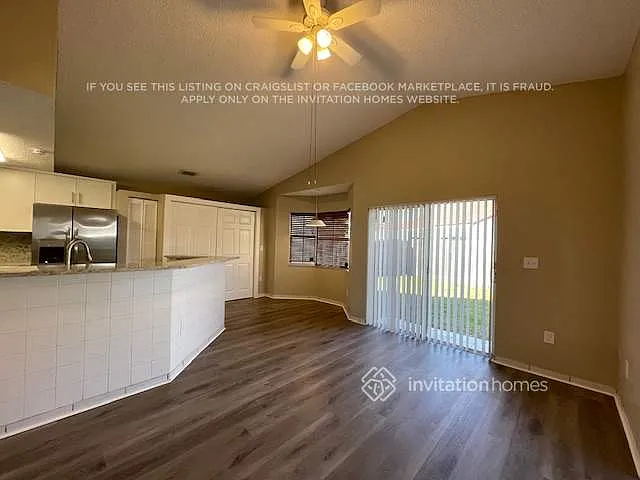 5035 SW 154th Ct — Photo 4