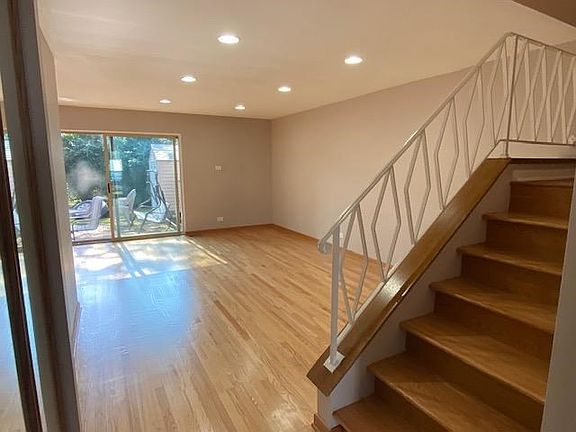 4th image of 9368 N Parkside Dr