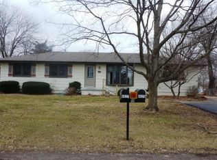 4626 Wicker Dr, Decatur, IL 62521