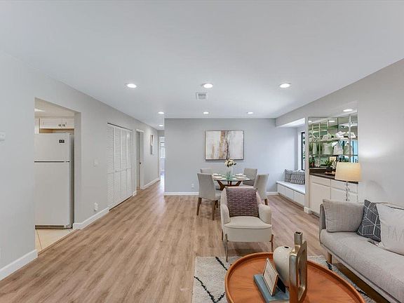 2nd image of 714 San Conrado Ter Unit 5