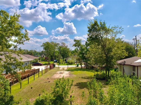 3019 Grovey St, Houston, TX 77026