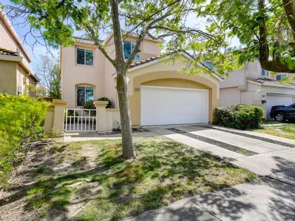 2928 W Laguna Ct, Elk Grove, CA 95758