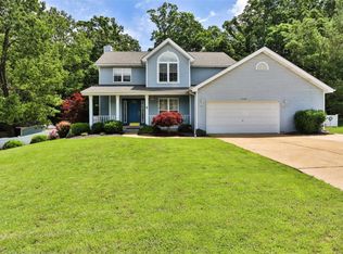 6104 Brookton Oaks Dr, Cedar Hill, MO 63016