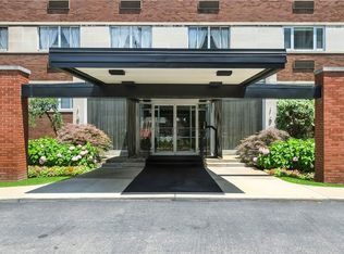 128 N Craig St APT 902, Pittsburgh, PA 15213