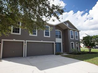800 Clear Brook Ct, Fruitland Park, FL 34731