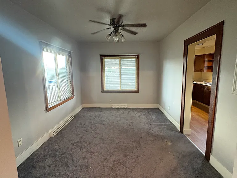 544 Pearl St — Photo 2