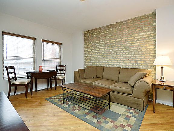 2nd image of 3207 W Argyle St APT 1E