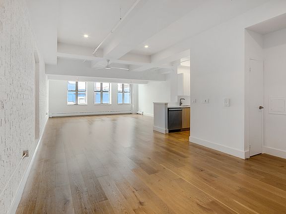 5th image of 275 Park Ave #Q3