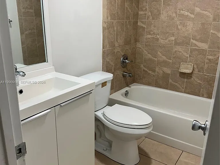 10001 W Atlantic Blvd #215 — Photo 14