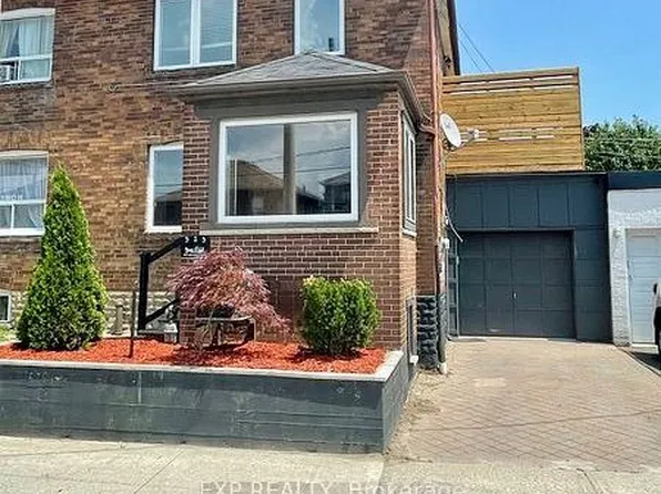 525 Old Weston Rd, Toronto, ON M6N 3B2