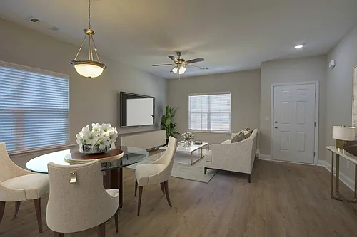 Floor plan Avery