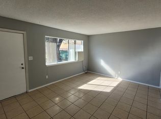 1237 E Airport Dr #B, Ontario, CA 91761