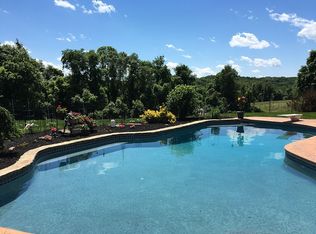 1156 Meghan Ct, West Chester, PA 19382