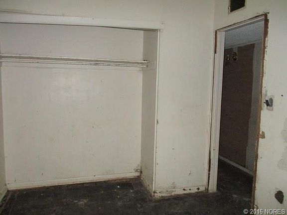 5th image of 2868 E 45th St N
